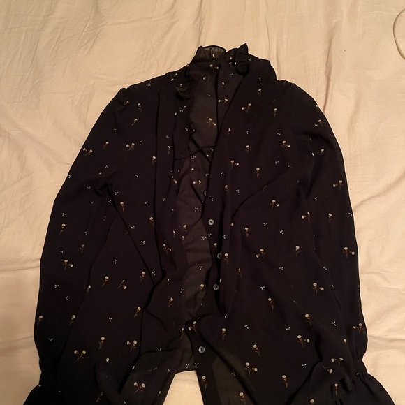 Rw&co flower blouse - Picture 2 of 3